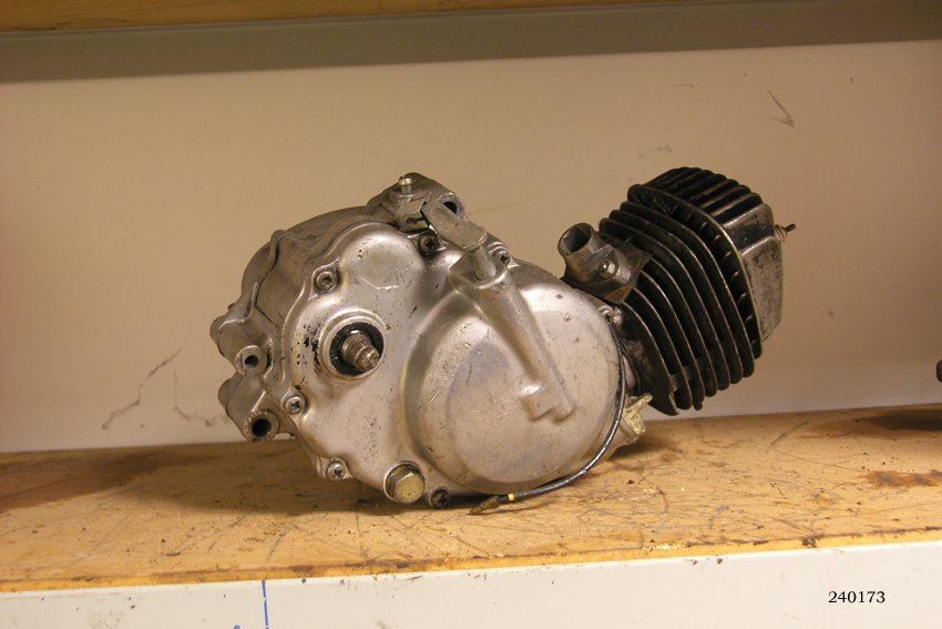 240173 Motorblok merk onbekend