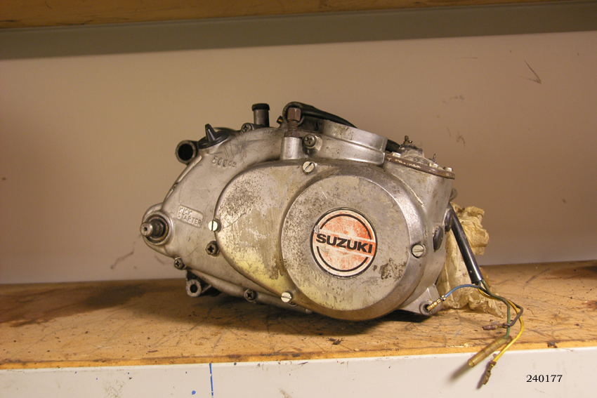 240177 Motorblok Suzuki