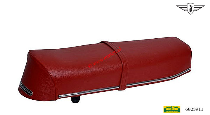 6823911 Buddy seat Zundapp model 517 rood met rode bies