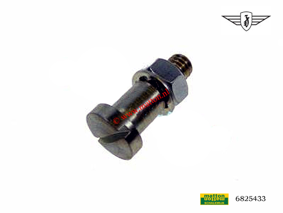 6825433 Remhevelbout met moer M6x21,5 Zundapp